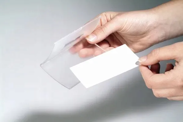 click-fold-identyfikator-40x75mm-durable-liczba-sztuk-w-ofercie-25-szt
