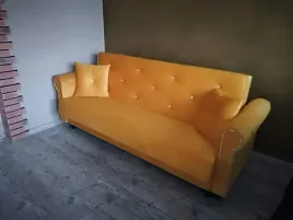 sofa-pikowana-z-funkcja-spania-rozkladana-kanapa-lozko-trzyosobowa