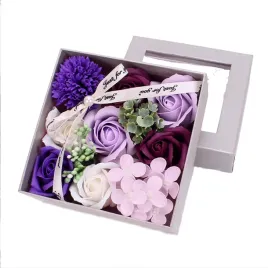 flowerbox-mydlane-kwiaty-classic-fioletowe-relaxroses