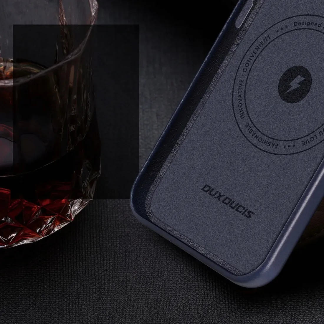 plecki-dux-ducis-do-iphone-13-pro-niebieski-stan-nowy