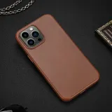 dux-ducis-etui-do-iphone-13-pro-max-brazowy-waga-z-opakowaniem-0-15-kg