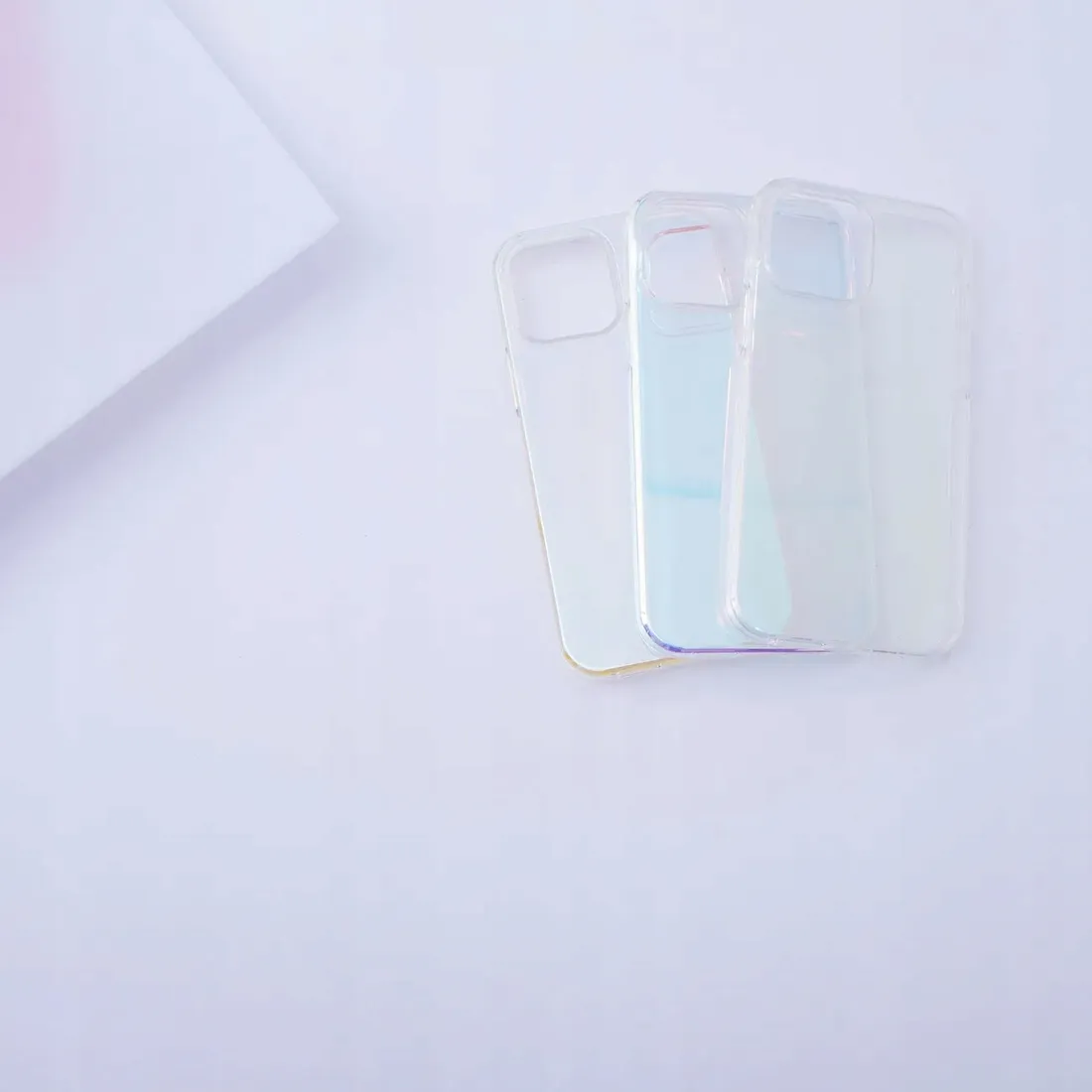 etui-aurora-case-do-iphone-13-pro-stan-nowy