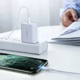 ugreen-kabel-usb-typ-c-iphone-3a-025-m-bialy-zlacza-usb-typ-c-apple-lightning