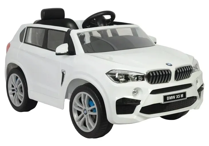 auto-na-akumulator-bmw-x5-m-biale