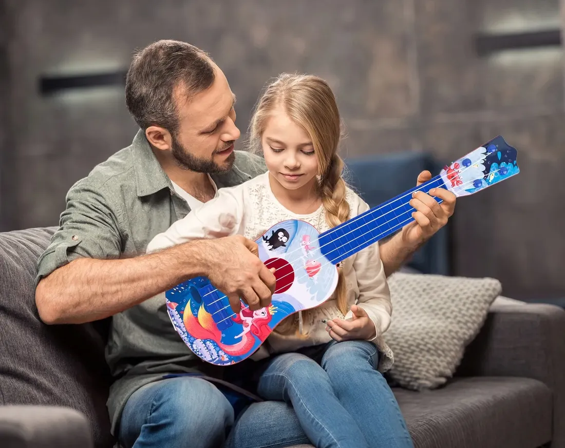gitara-gitarka-dla-dzieci-struny-54-cm