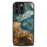 etui-bewood-unique-iphone-14-pro-max-planets-ziemia