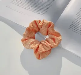 gumka-do-wlosow-materialowa-brzoskwiniowa