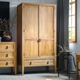 drewniana-szafa-dwudrzwiowa-z-szuflada-nowoczesna