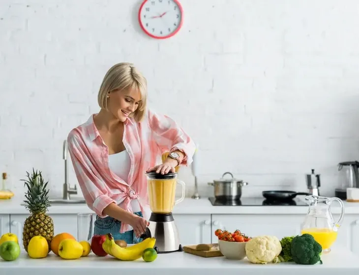 blender-kielichowy-eldom-bk4s-wroom-stan-nowy-waga-z-opakowaniem-0-3-kg