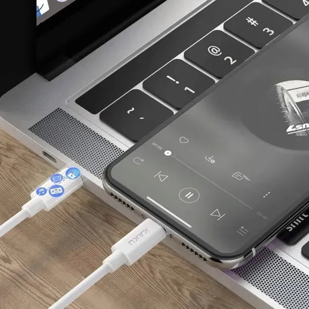 kabel-kaku-lightning-typ-c-bialy-stan-nowy-zgodnosc-ze-standardem-quick-charge-3-0