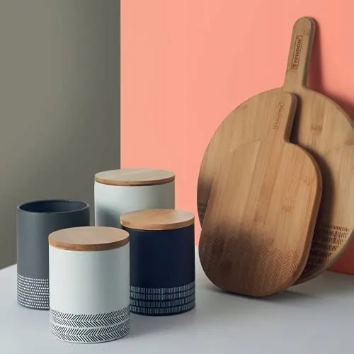 kompostownik-bialy-monochrome-typhoon