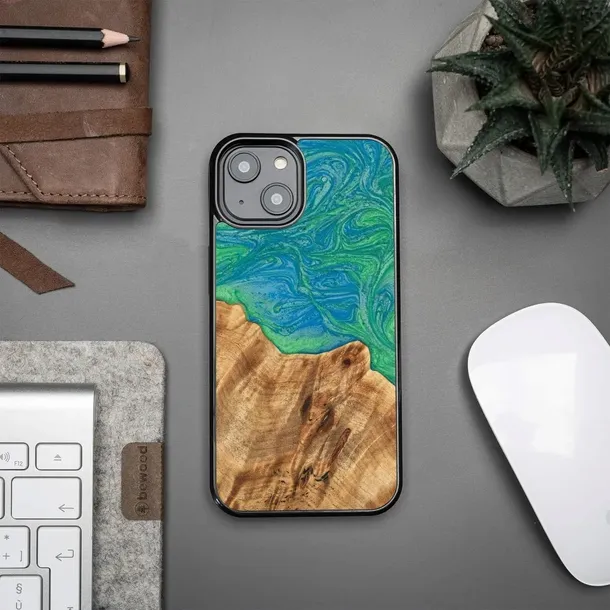 etui-bewood-unique-iphone-14-neons-tokyo-stan-nowy