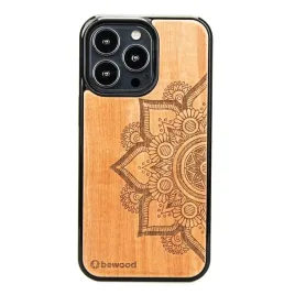 drewniane-etui-iphone-13-pro-mandala-jablon