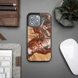 etui-bewood-unique-iphone-13-pro-planets-wenus-stan-nowy