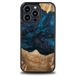 etui-bewood-unique-iphone-13-pro-planets-neptun