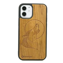 drewniane-etui-iphone-12-mini-wilk-imbuia