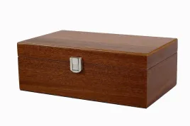 kuferek-na-figury-24-x-15-x-85-cm