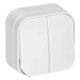 lacznik-wlacznik-podwojny-natynkowy-ip20-bialy