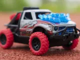 autko-predator-4x4-jazda-kaskaderska-za3581-wyswietlacz-inny