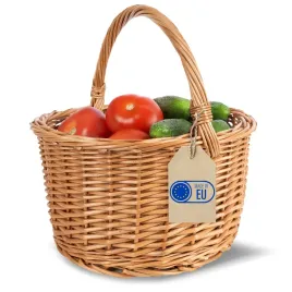 koszyczek-wielkanocny-z-raczka-wiklinowy-swieconka-na-owoce-kosz-wielkanoc