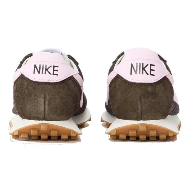 hf3227200-marka-nike