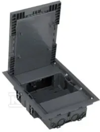 puszka-podlogowa-4-krotna-k45-2-krotna-k45-2-montaz-modulow-katowy-szar