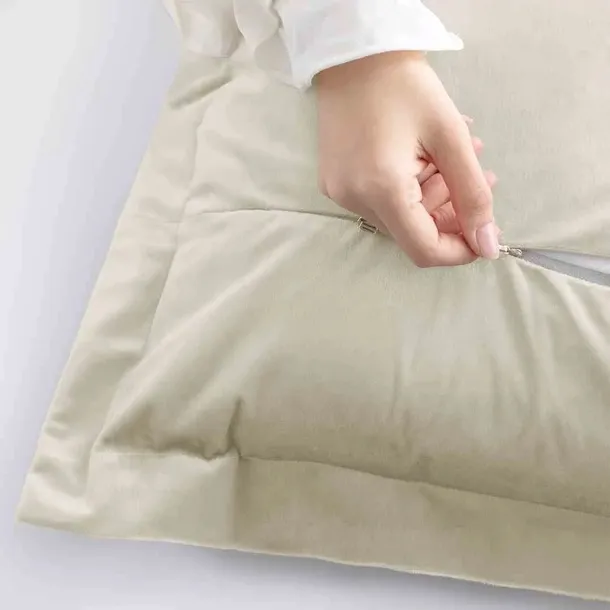 cus-ah-velvet-cream-side-50x70-2-stan-nowy-kolor-wielokolorowy-inny