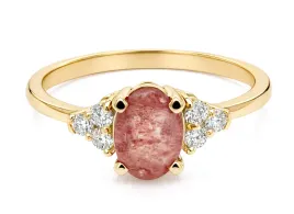 zloty-pierscionek-z-kwarcem-truskawkowym-i-moissanitami-0-12ct-14kt-585