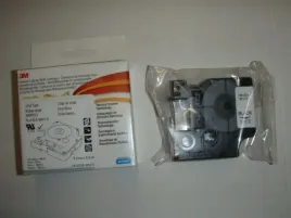 tasma-winylowa-z-trwalym-klejem-czerwona-19mm