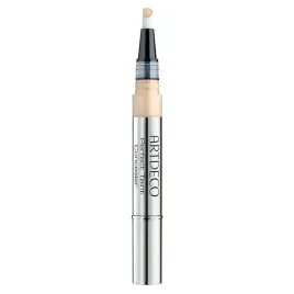 artdeco-rozswietlajacy-korektor-w-pedzelku12-1-8ml