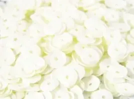 cekiny-dekoracyjne-6mm-kremowy-pastelowy