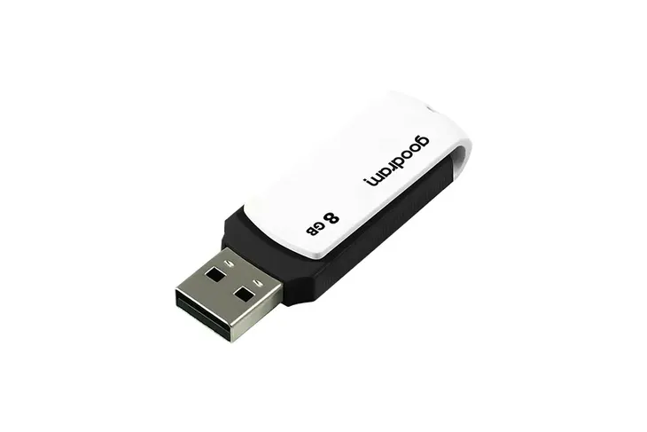 pendrive-goodram-uco2-0080kwr11-8gb