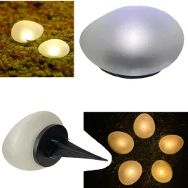 lampa-ogrodowa-solarna-led-bialy-cieply-na-taras-wzdluz-sciezki-w-ogrodzie