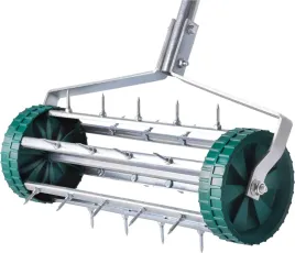 aerator-wertykulator-do-trawy-areator-reczny-kolce