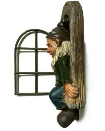 krasnal-ogrodowy-figurka-dekoracja-ciekawa-ozdoba