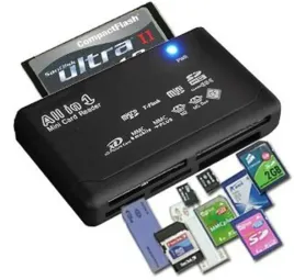 uniwersalny-czytnik-kart-pamieci-xd-cf-micro-sdhc