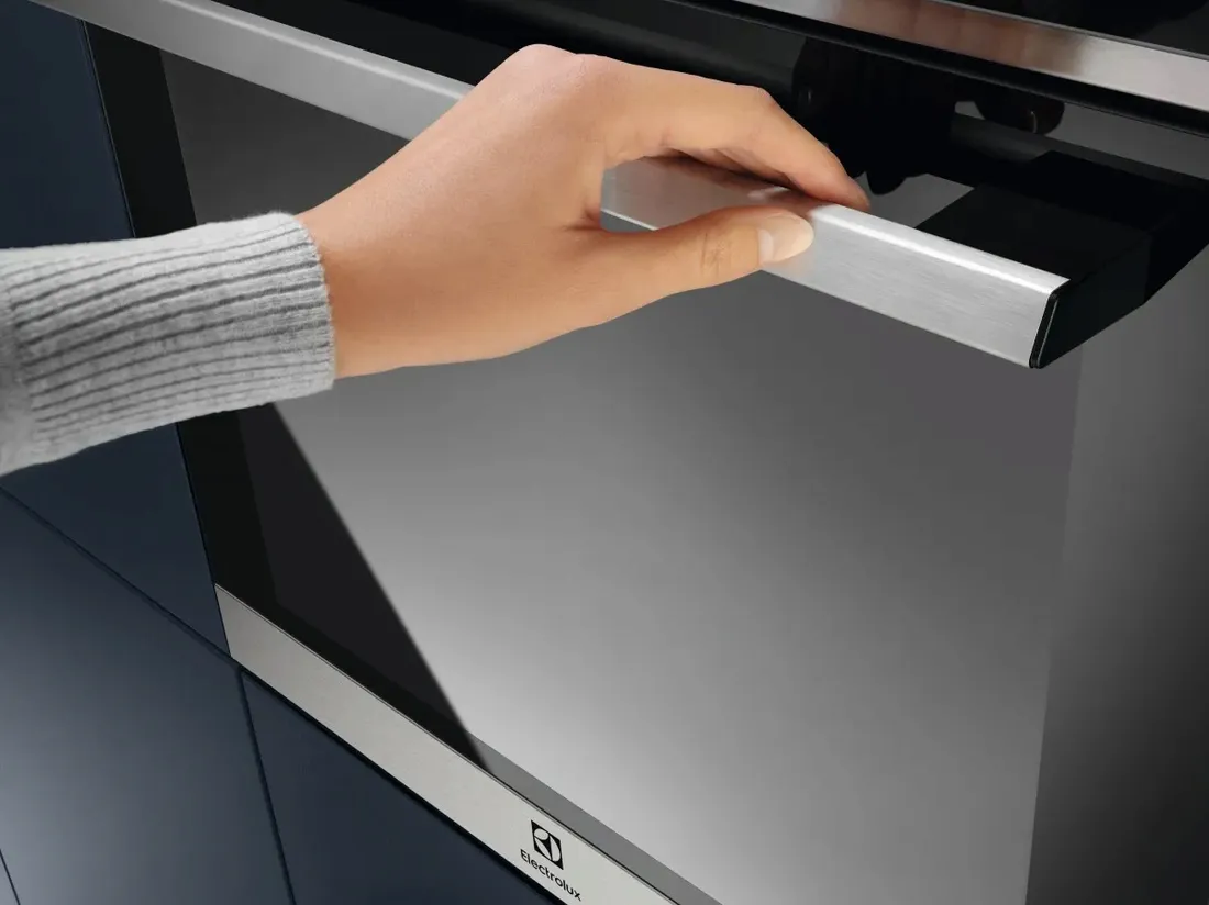 piekarnik-electrolux-eof5c50bx
