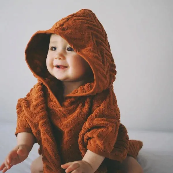 poncho-dla-dziecka-filibabba-zigzag-rust