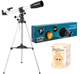 mirai-optics-asteroid-teleskop-x200-zoom-plecak-brelok-labubu-have-a-seat