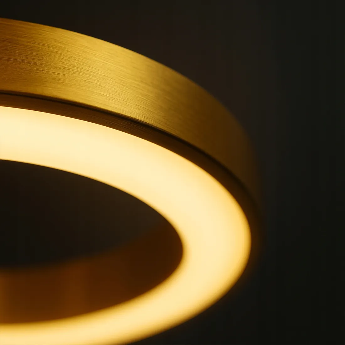 lampa-led-wiszaca-zyrandol-ring-40-60cm-3cct-3000-6500k-zlota-xudo-pilot-stan-nowy