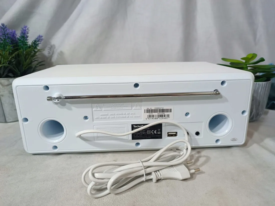 radio-sieciowe-dab-fm-technisat-digitradio-371-cd-bluetooth