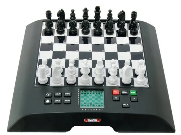 komputer-szachowy-chess-genius-2000-elo