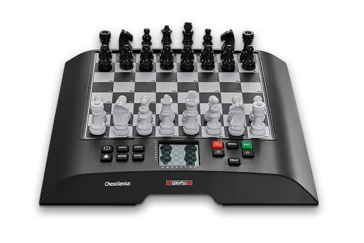 komputer-szachowy-chess-genius-2000-elo
