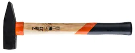 mlotek-slusarski-800g-trzonek-jesionowy-neo