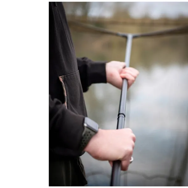 podbierak-fox-eos-x-landing-net-2-piece-6ft-handle-42-stan-nowy-model-eos-x-landing-net