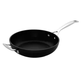 le-creuset-patelnia-gleboka-le-creuset-aluminium-nieprzywieraj-czarna-30-cm