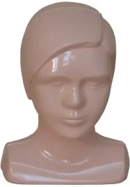 manekin-glowa-dziecieca-damska-na-czapki-szaliki