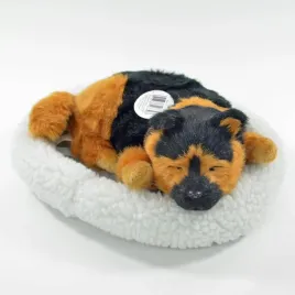 pluszak-maskotka-pies-owczarek-shepherd-30cm-w-legowisku-chrapie-interkatyw