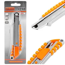 noz-do-tapet-metalowy-nozyk-18mm-lamane-ostrza