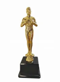 statuetka-kolos-wiktor-xxl-29cm-dowolny-opis-logo